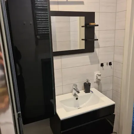 Z Kuchnią Dla 4 Osób W Centrum Bydgoszczy * Bydgoszcz